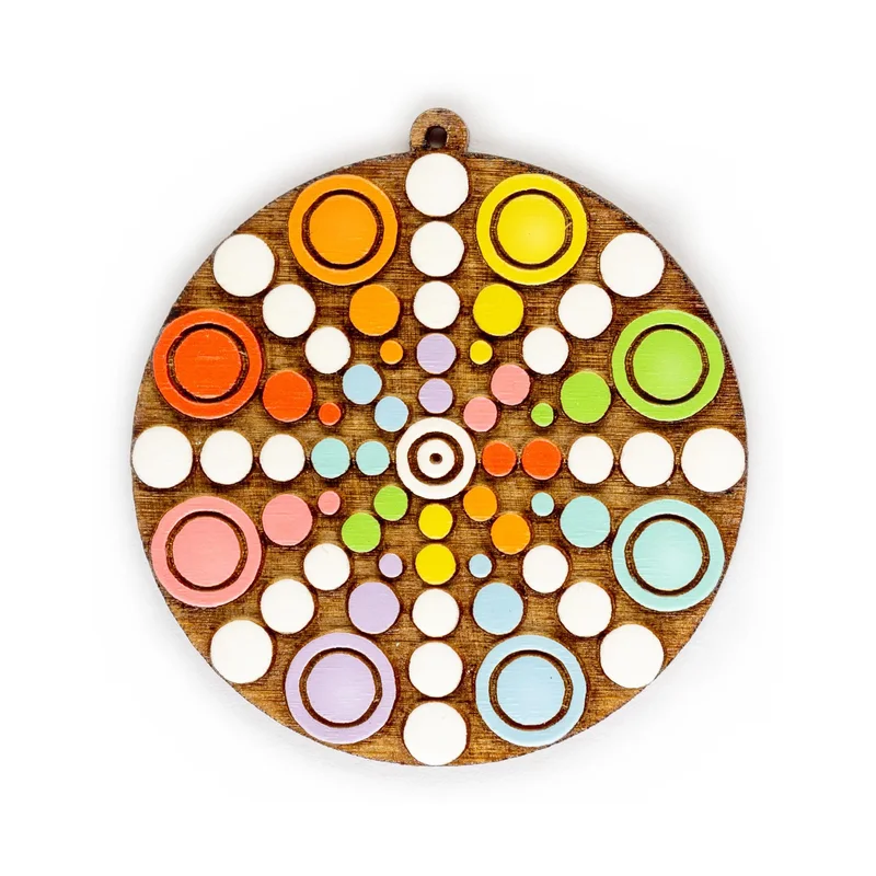 Ručne maľované drevené náušnice Geometric Spin