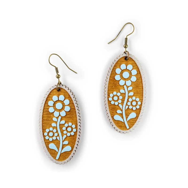 Ručne maľované drevené náušnice Meadow Flower Trio Oval